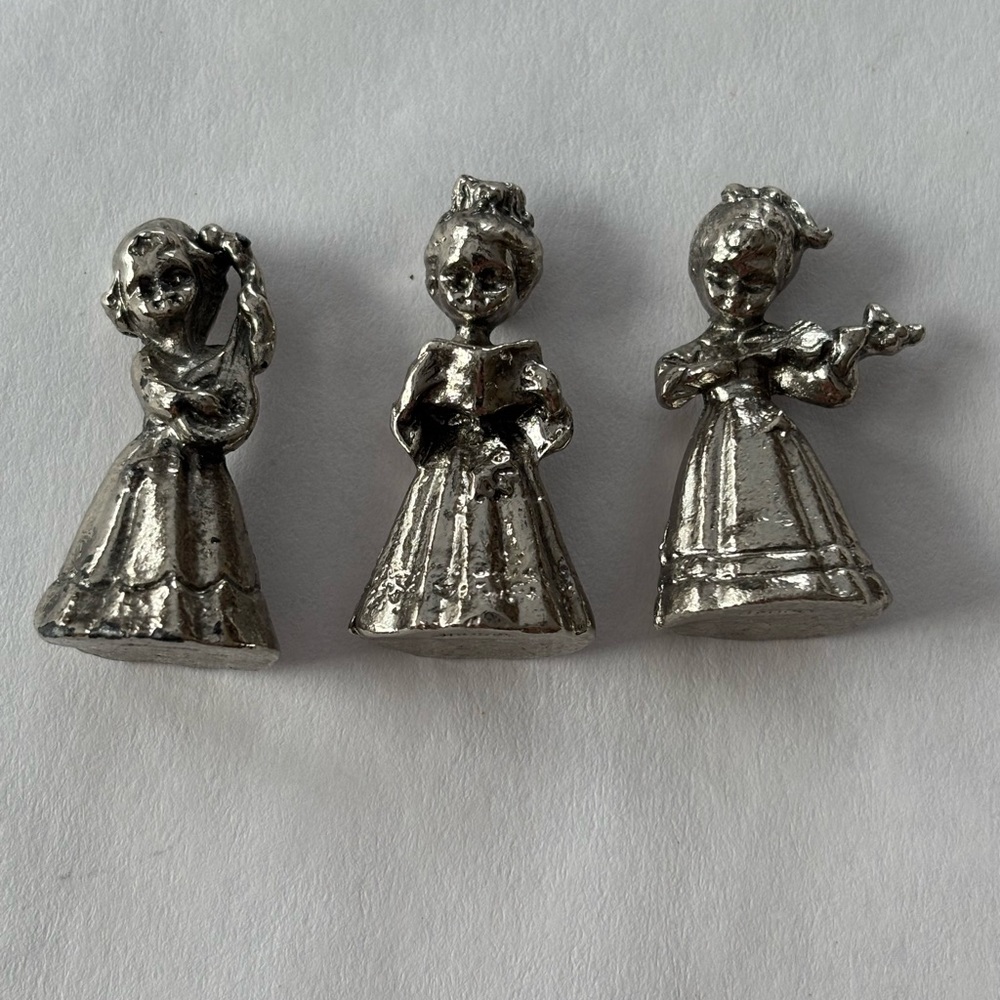 Mini Christmas Caroler Trio pewter mini figures set of 3